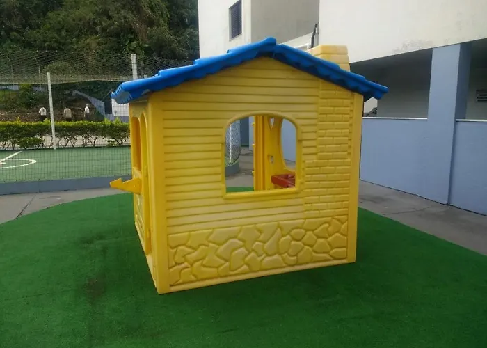 Pe Na Areia Martim De Sa Caraguatatuba