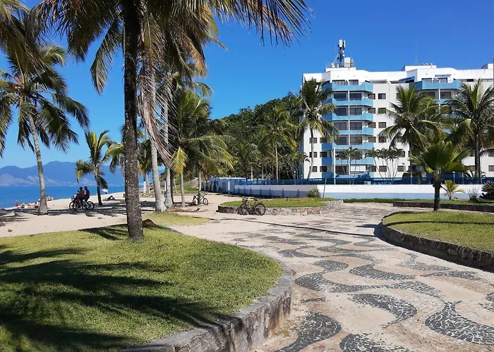 Pe Na Areia Martim De Sa Caraguatatuba